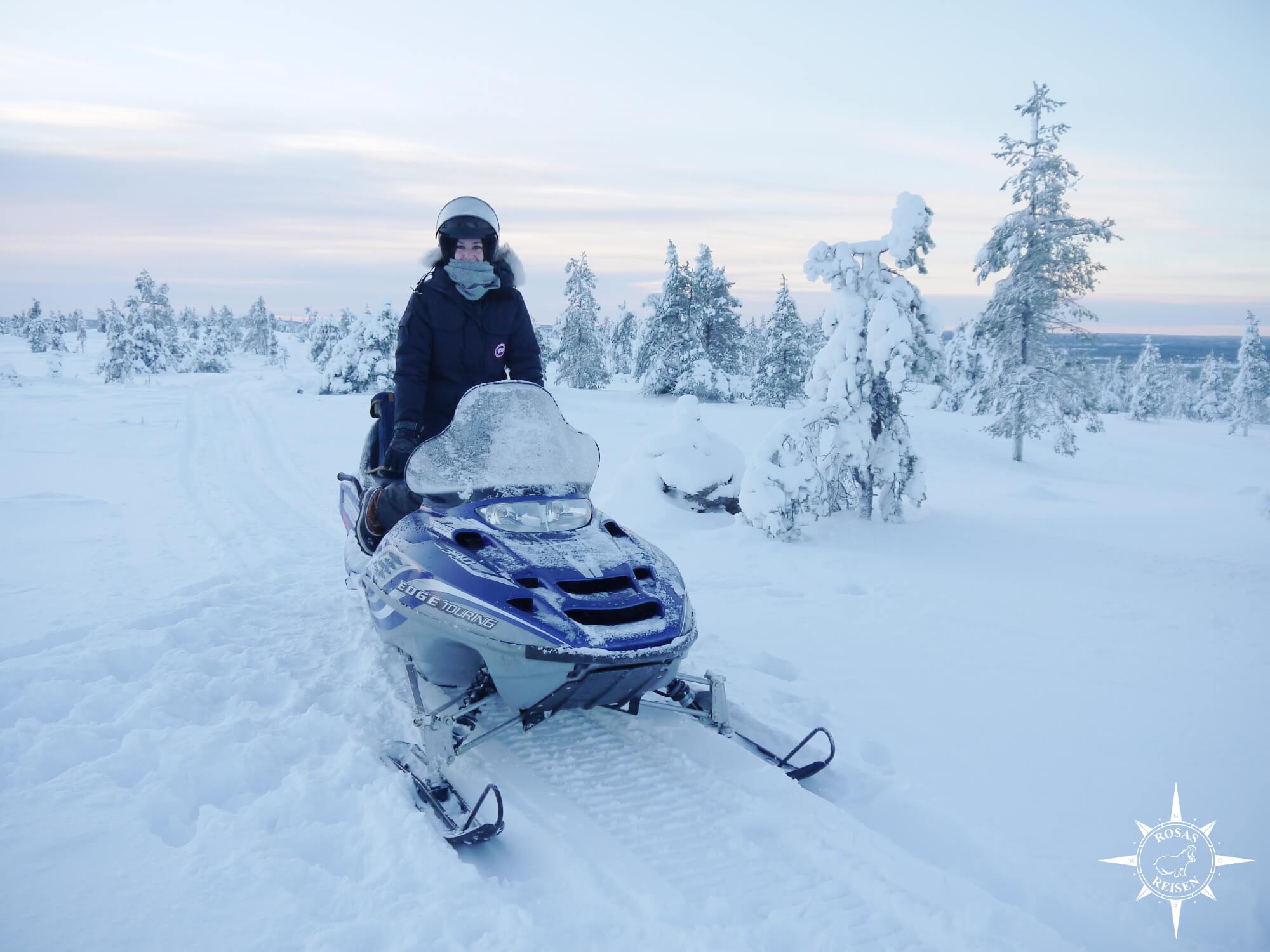 Rosas-Reisen-Farmstay-Finnland-Auslandsaufenthalt-Schneemobilguide