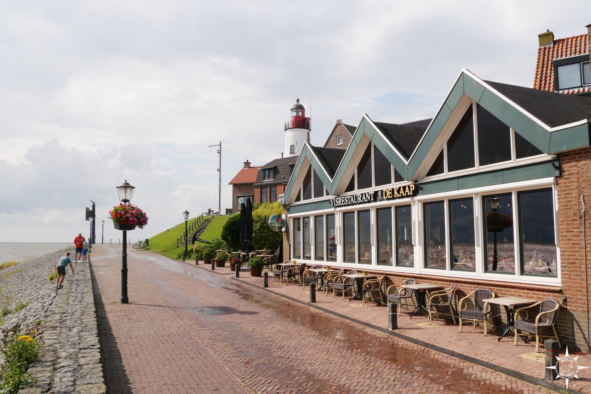 Niederlande-Fischerdorf-Urk-Promenade-De-Kaap