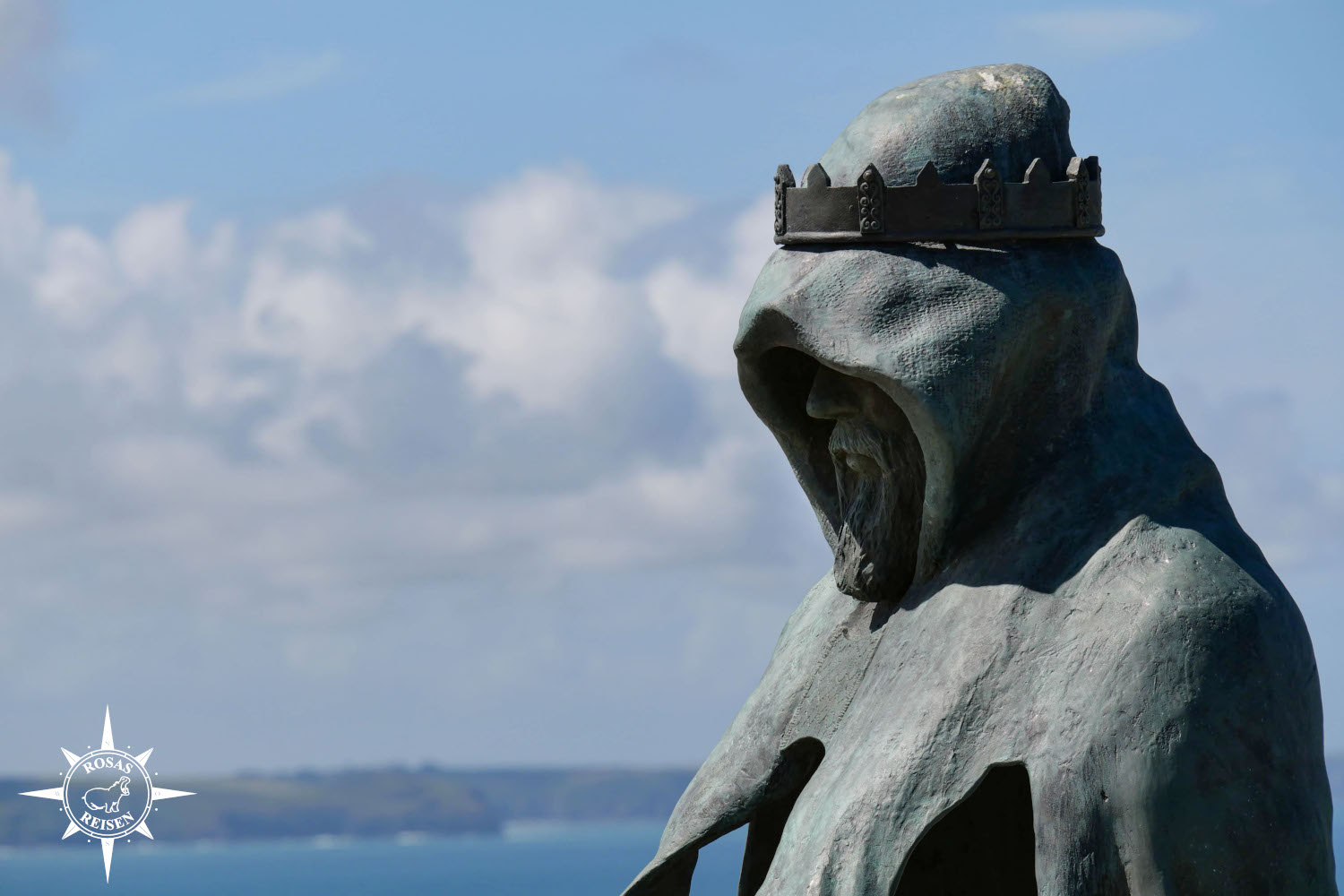 Rosas-Reisen-Artus-Statue-Cornwall